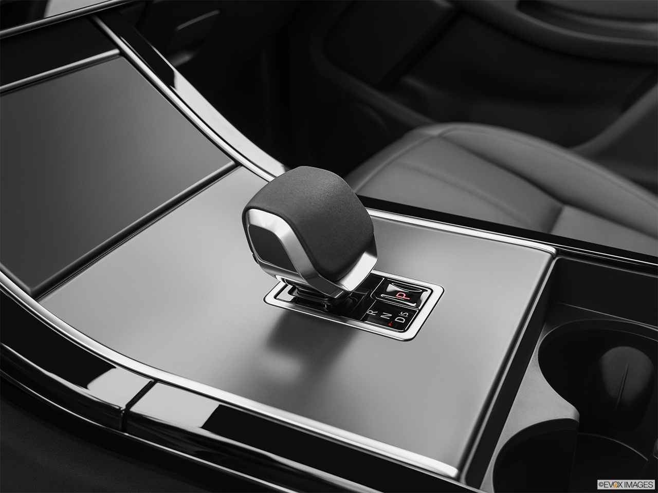 2026 Land Rover Range Rover Evoque P250 S