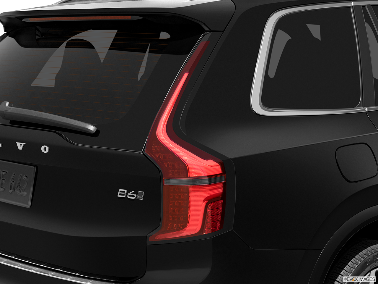 2026 Volvo XC90 B5 Core