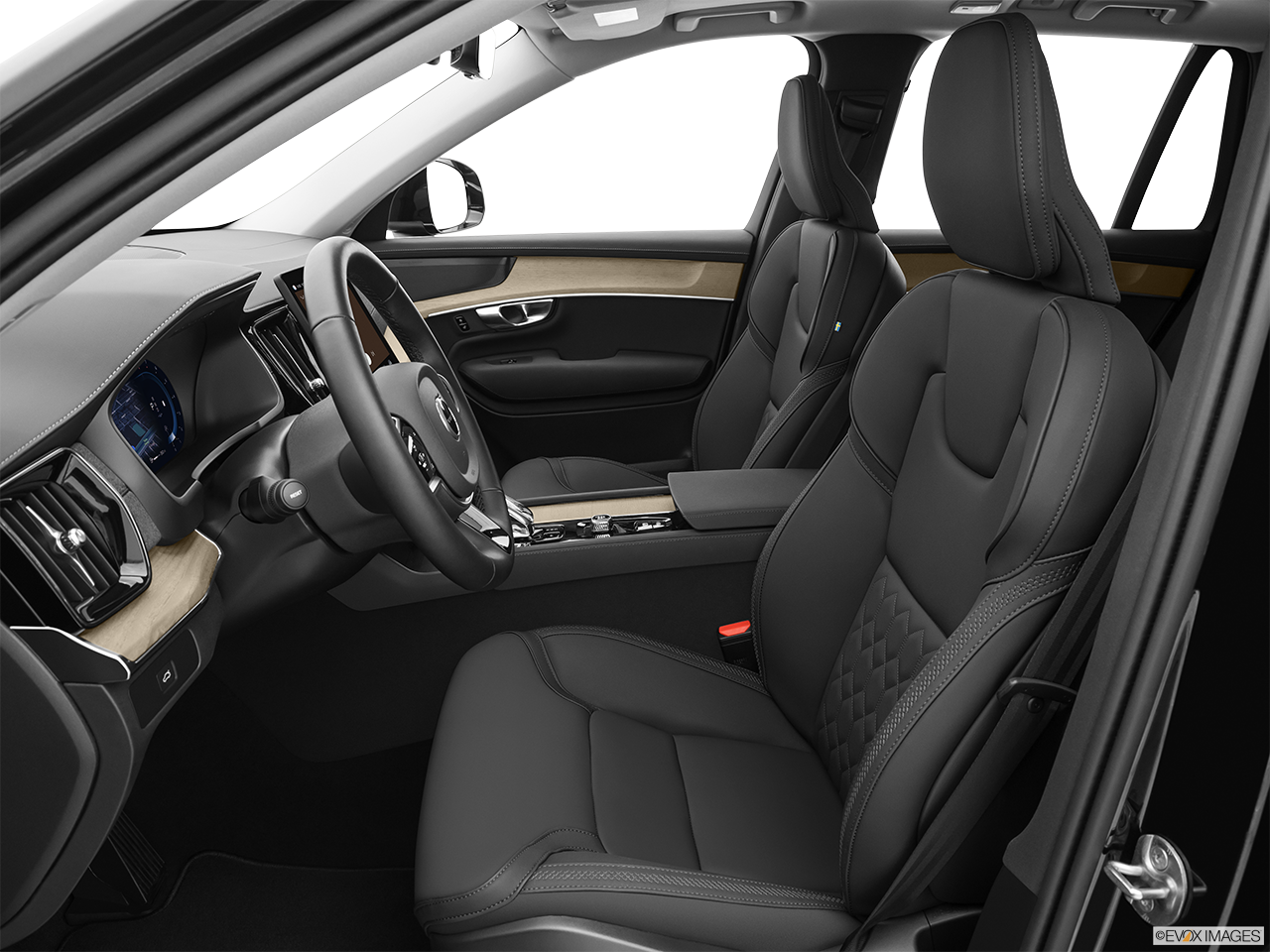 2026 Volvo XC90 B5 Core