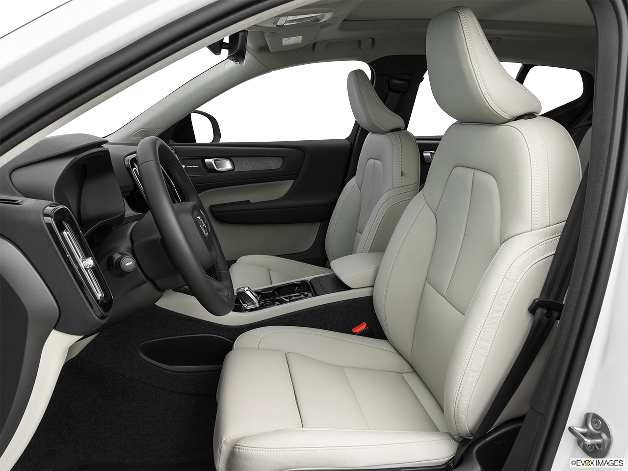 2026 Volvo XC40 B4 Core