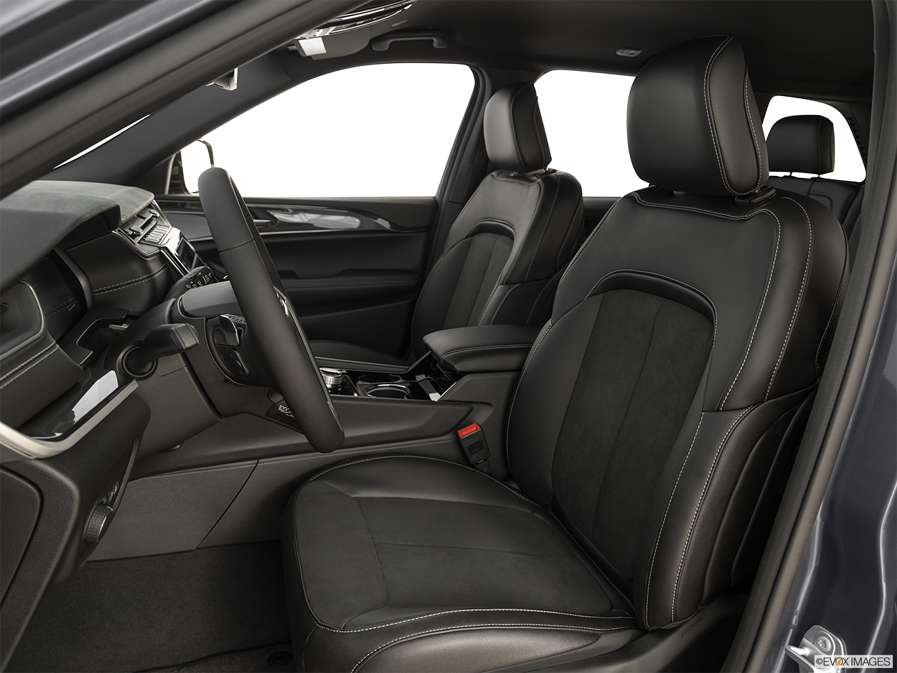 2024 Jeep Grand Cherokee Laredo A