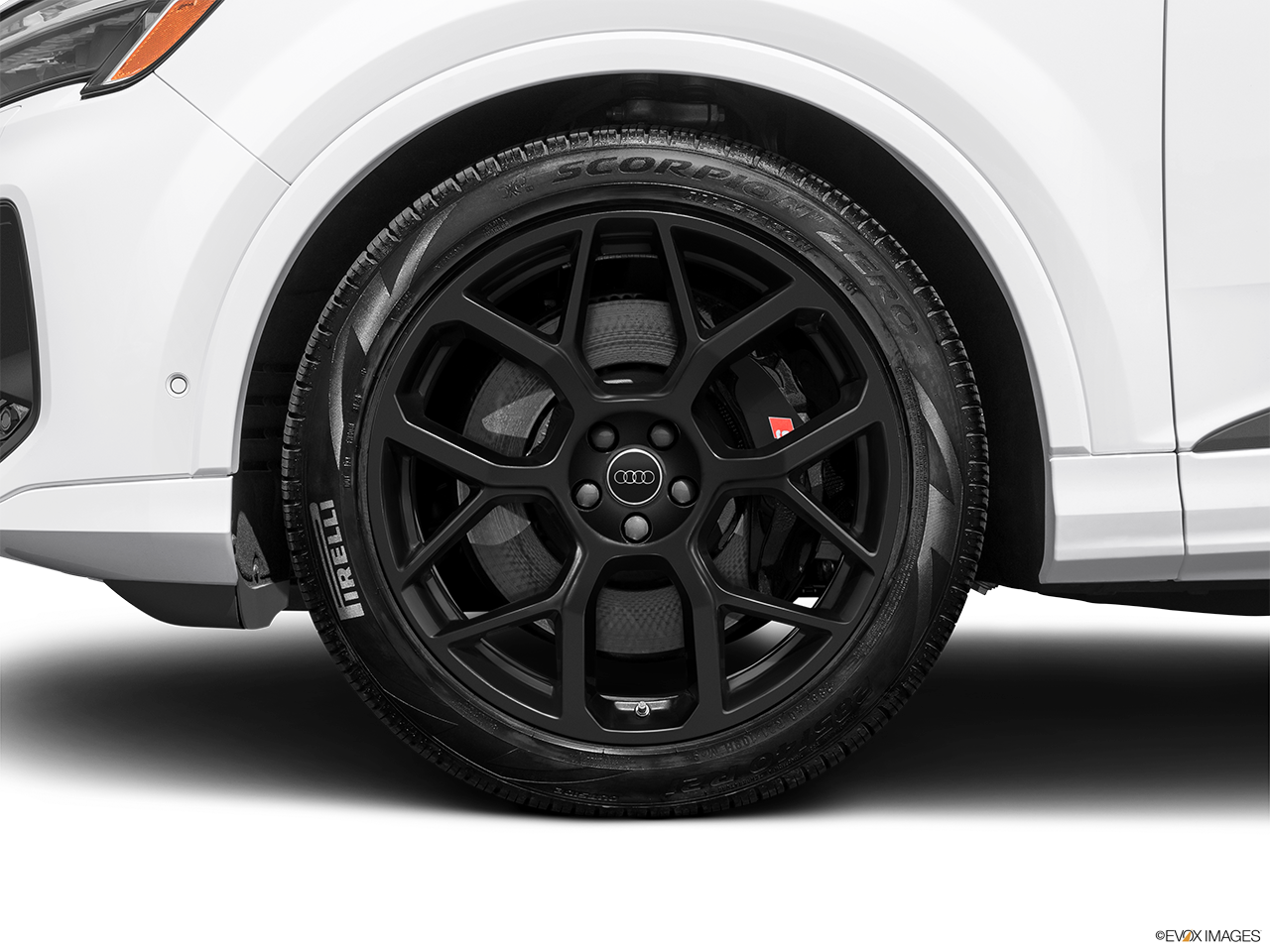 2026 Audi SQ7 4.0T quattro Premium Plus