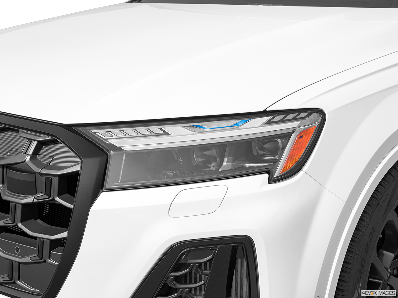 2026 Audi SQ7 4.0T quattro Premium Plus