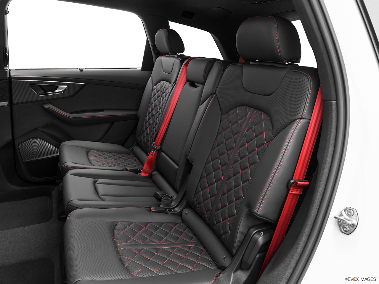 2026 Audi SQ7 4.0T quattro Premium Plus
