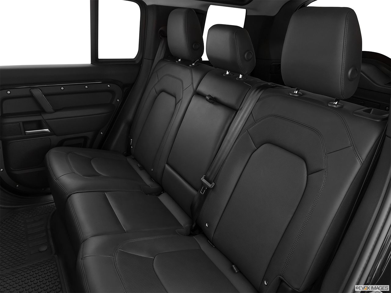 2026 Land Rover Defender 110 P300 S