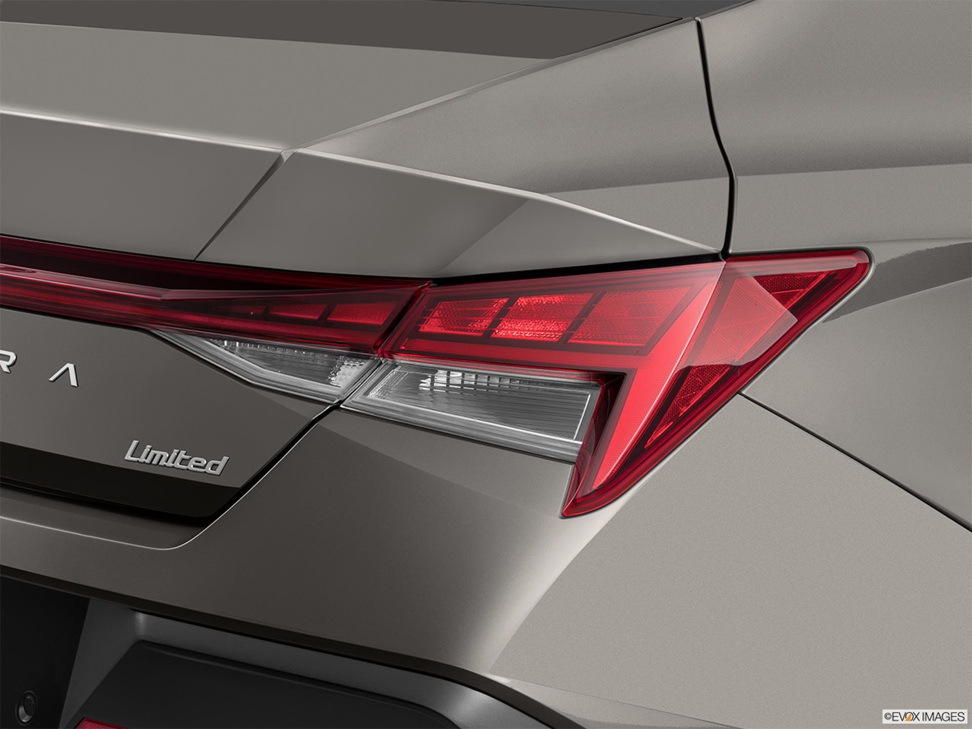 Autofiner 2026 Hyundai ELANTRA Price from $22,825 | AutoFinder
