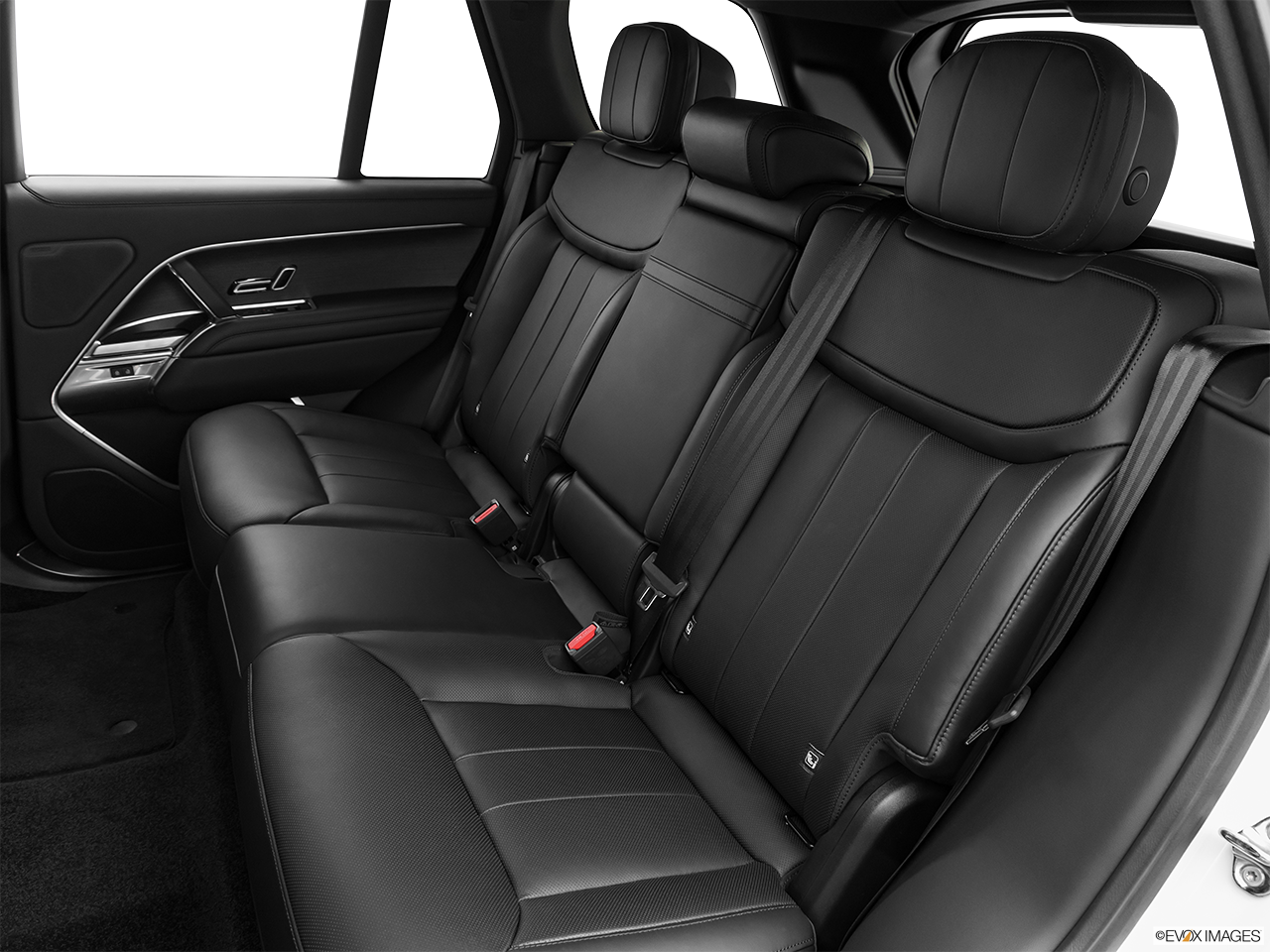 2025 Land Rover Range Rover P400 SE
