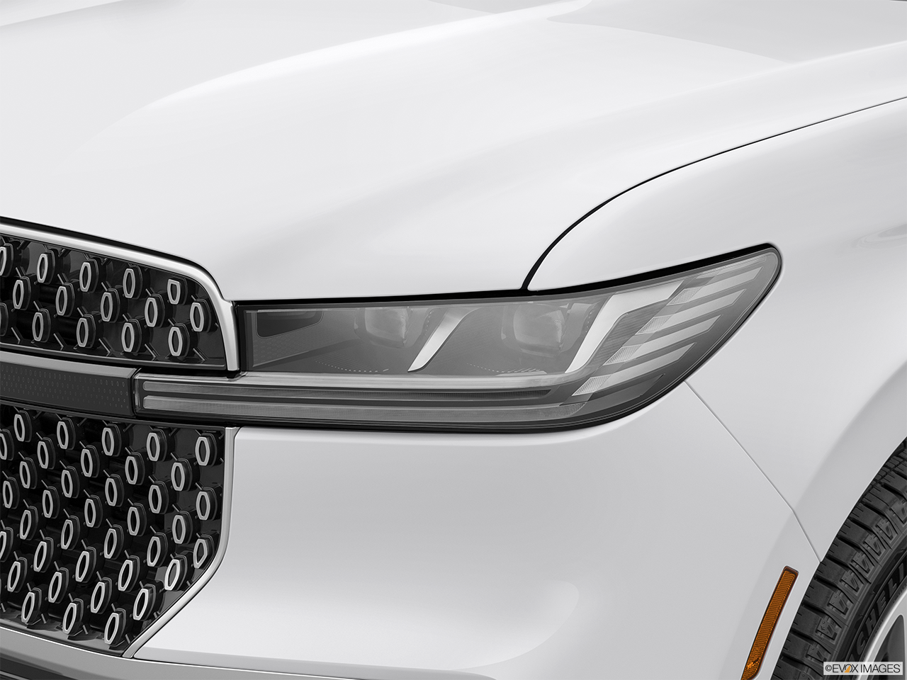 2027 Lincoln Navigator Premiere