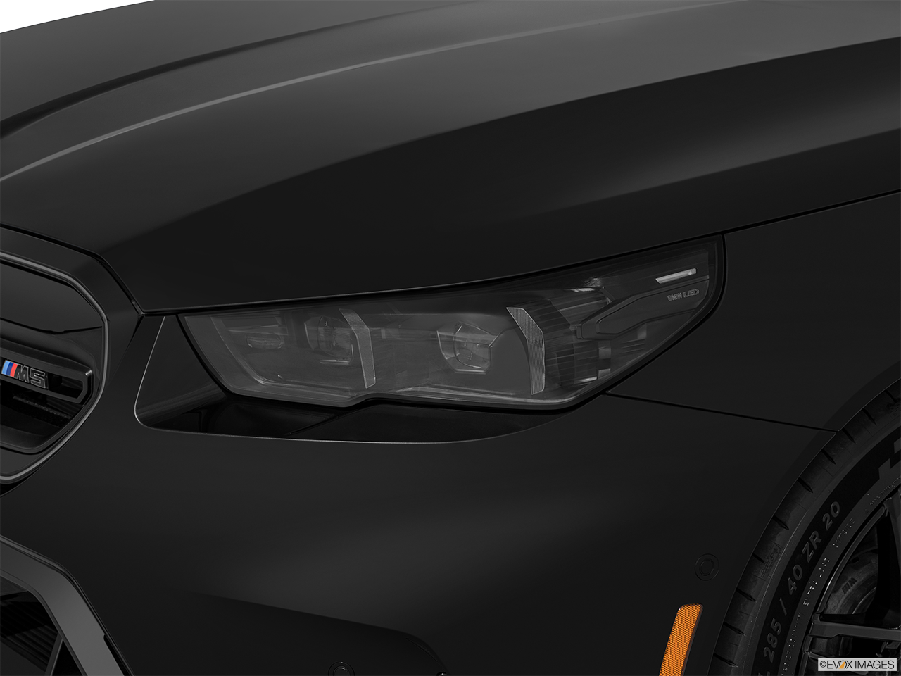 2027 BMW M5 Base