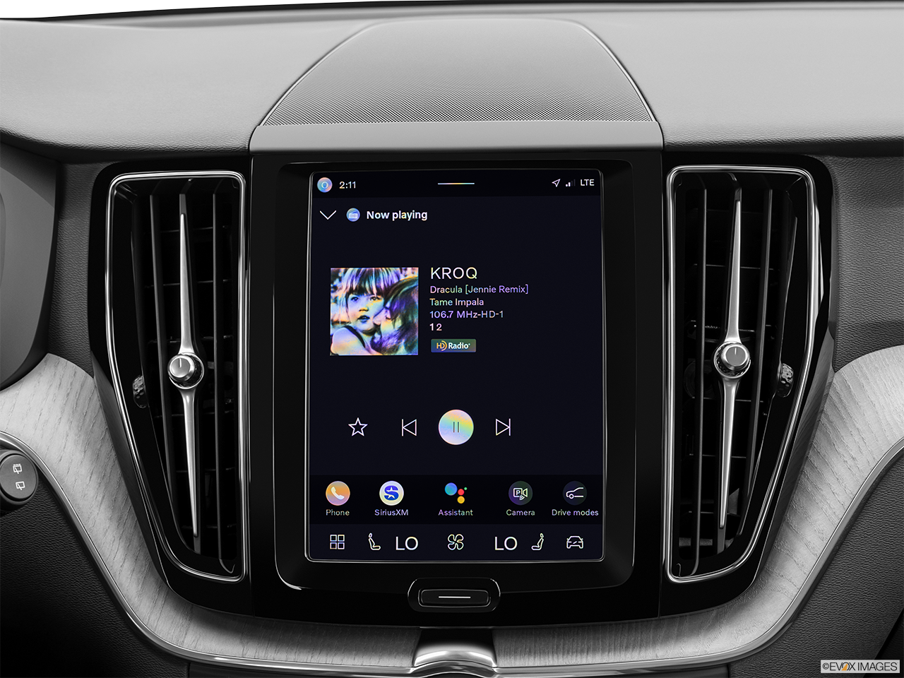 2026 Volvo XC60 B5 Core