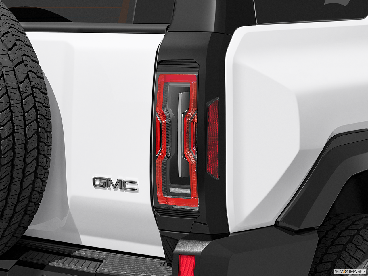 2026 GMC HUMMER EV SUV 2X