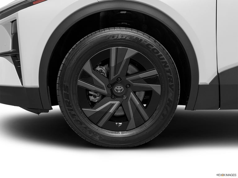 2027 Toyota C-HR SE