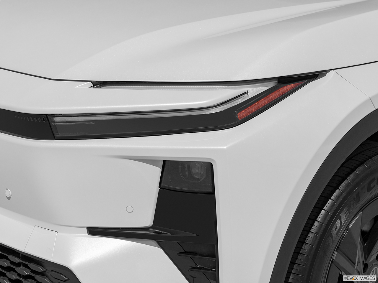 2027 Toyota C-HR SE