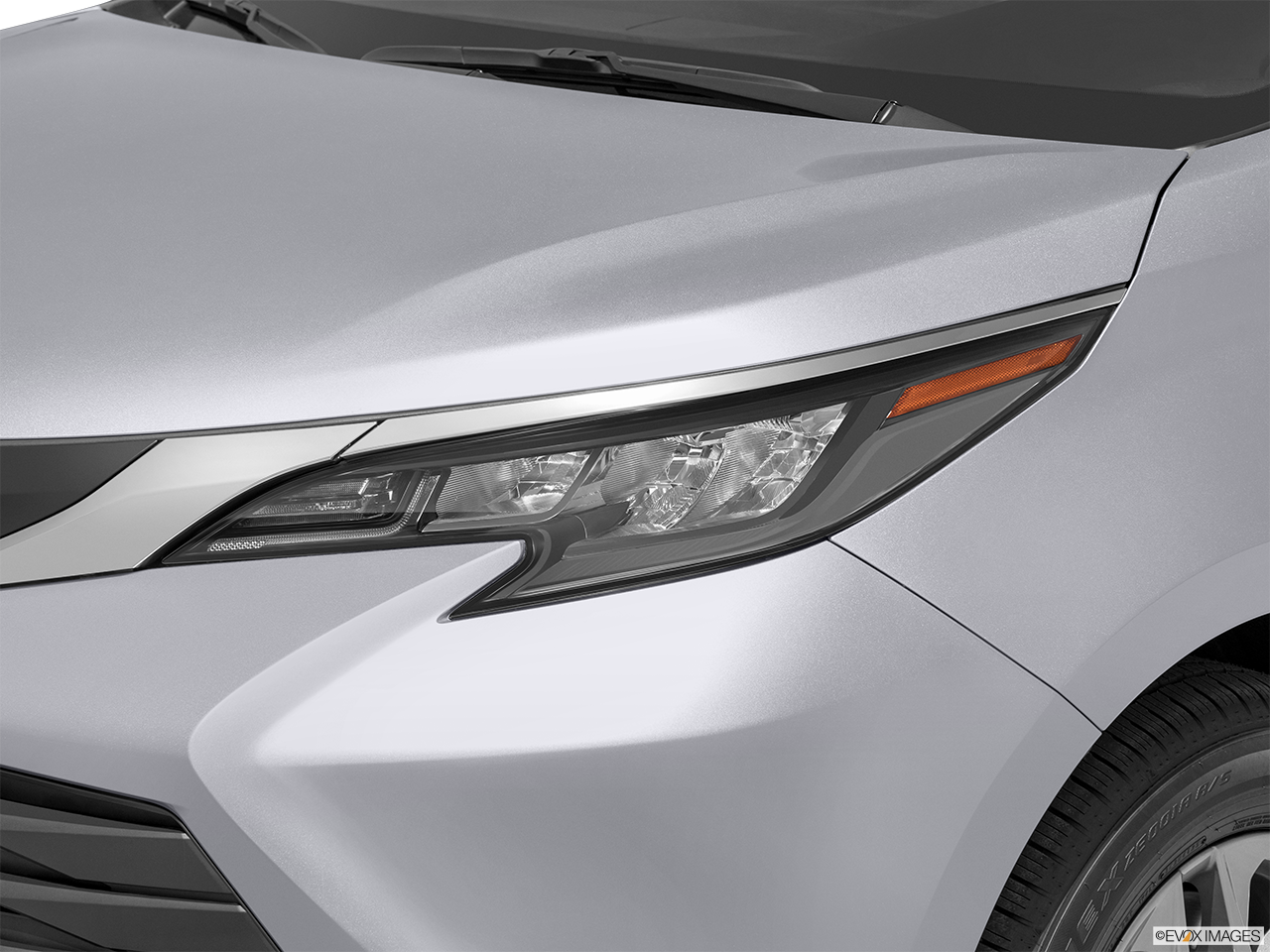 2025 Toyota Sienna LE 8-Passenger