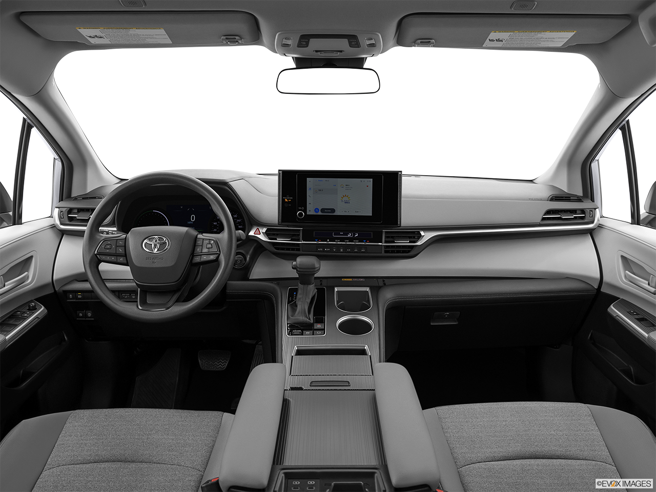 2025 Toyota Sienna LE 8-Passenger