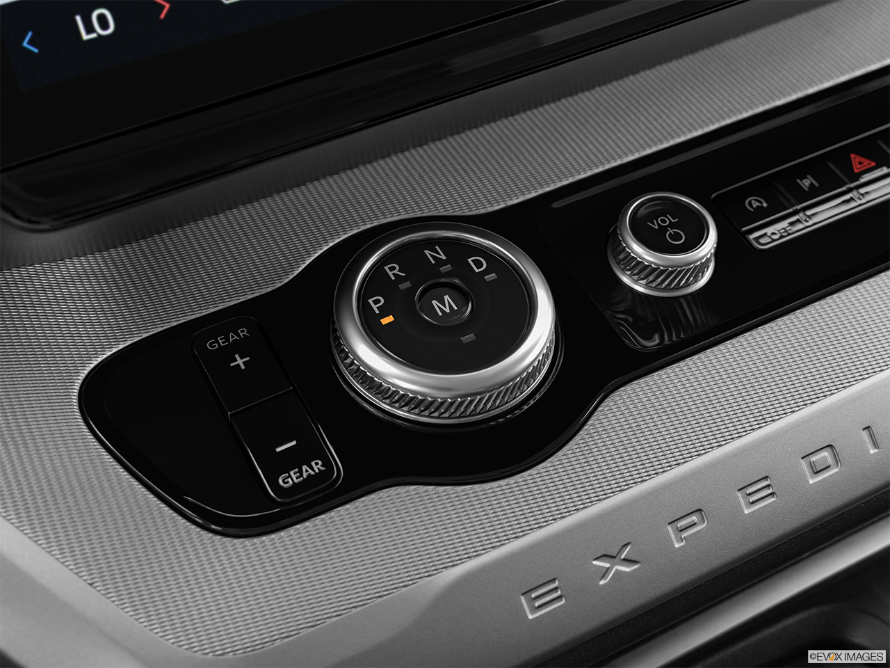 2025 Ford Expedition XL SSV