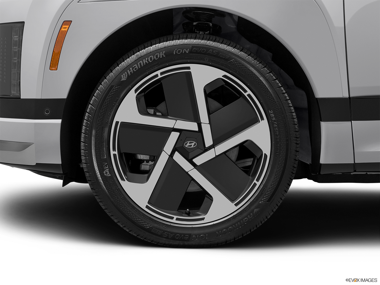 2026 Hyundai IONIQ 9 S