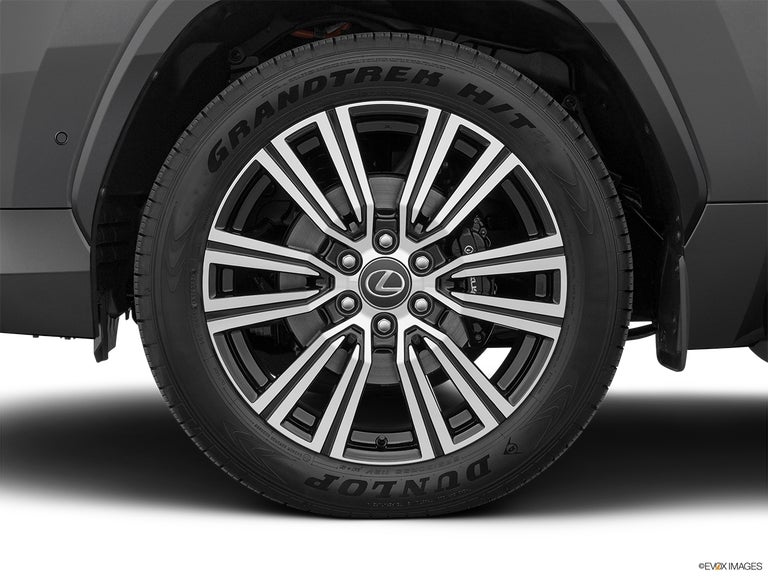 2026 Lexus LX 700h Overtrail
