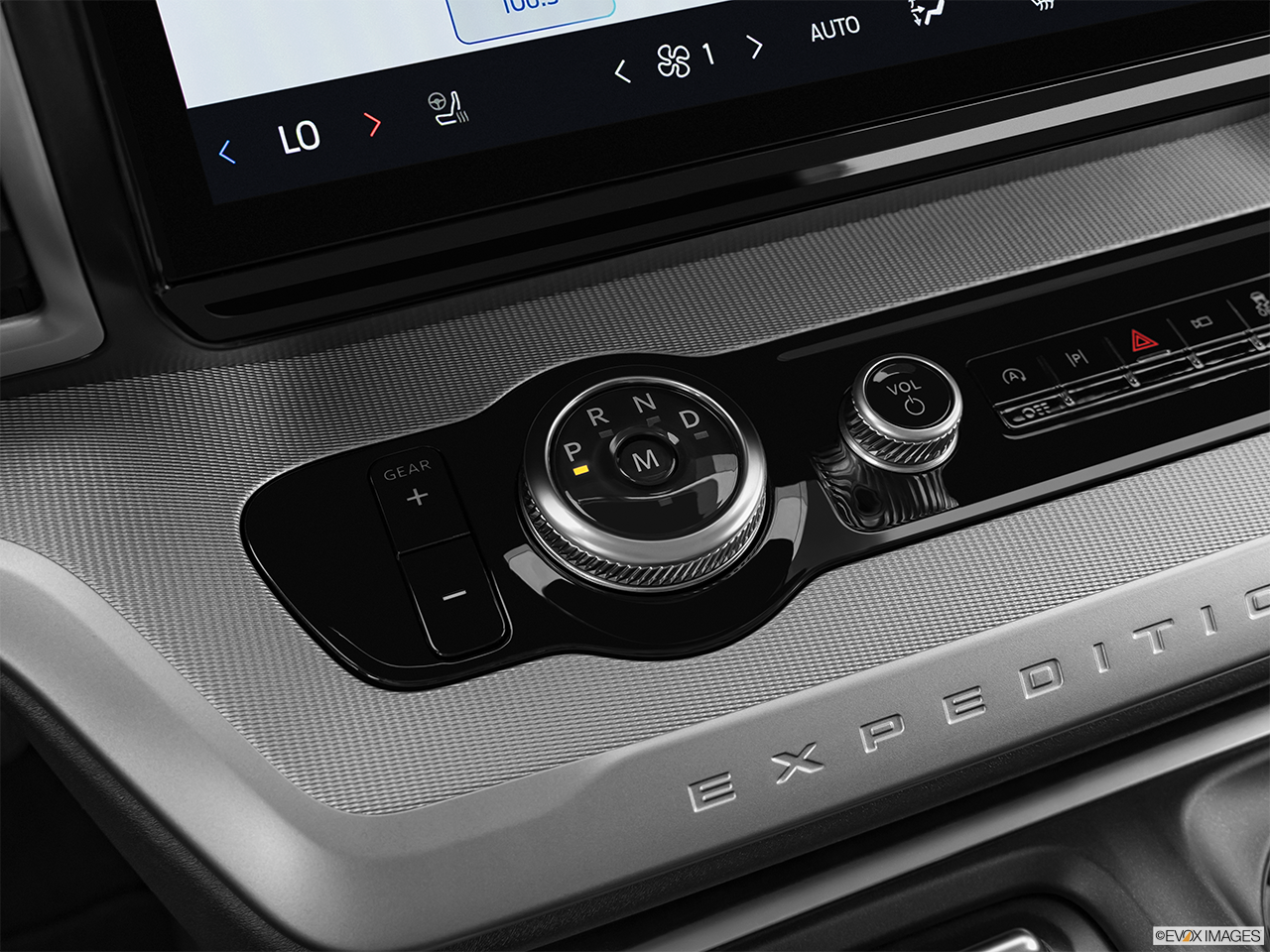 2027 Ford Expedition MAX XL SSV