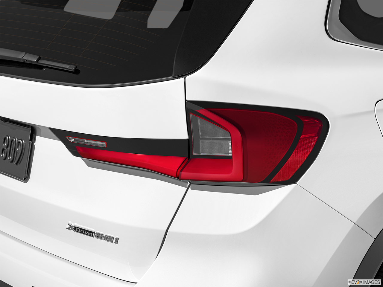 2027 BMW X1 xDrive28i