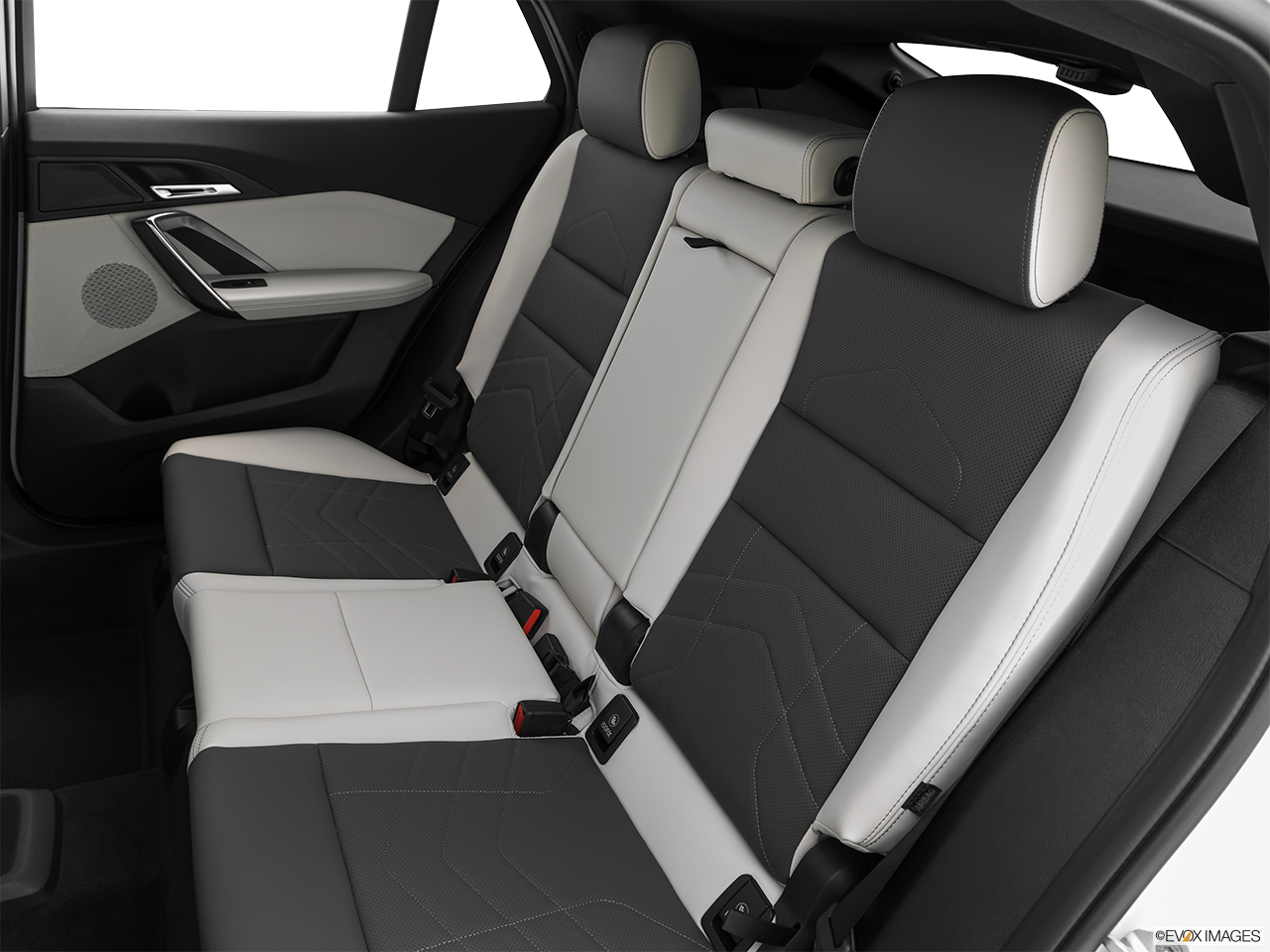 2027 BMW X2 xDrive28i
