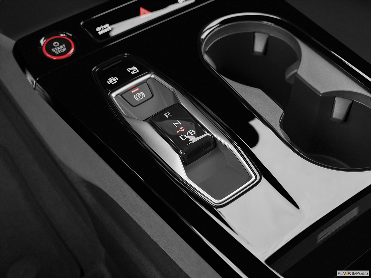 2027 Audi SQ6 Sportback e-tron quattro Premium Plus