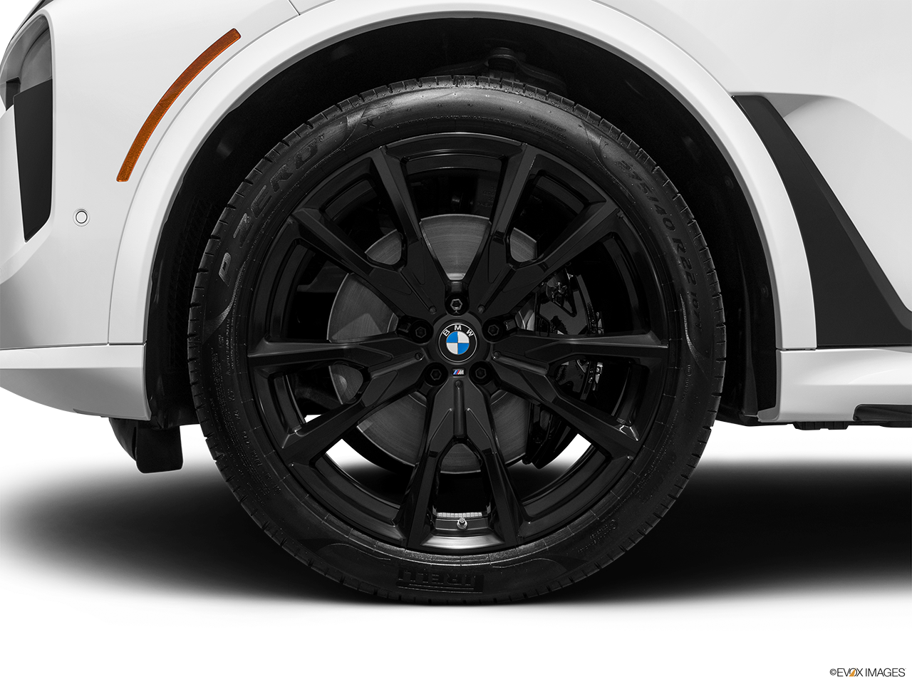 2027 BMW X7 ALPINA XB7