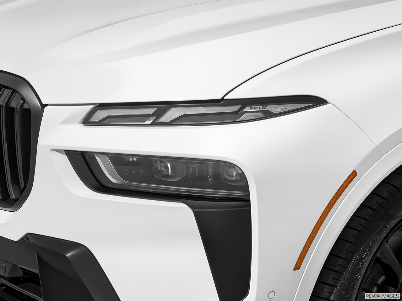2027 BMW X7 ALPINA XB7