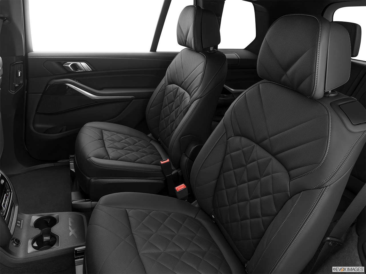 2027 BMW X7 ALPINA XB7